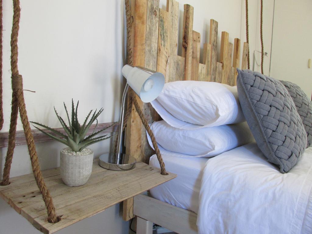 Due South Guest House Langebaan Extérieur photo